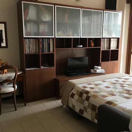 Suite Carpiano Меленьяно Экстерьер фото