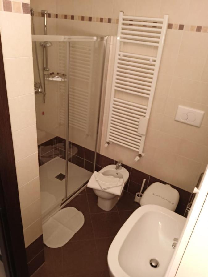 Suite Carpiano Меленьяно Экстерьер фото